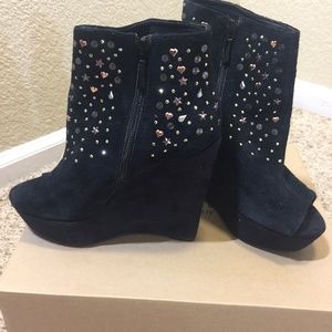 New Rachel Roy Suanna Platform Cutout Booties